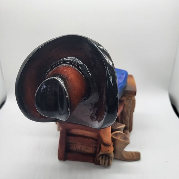 Vintage 1988 THE BOSS Sleeping Cowboy Resin Desk Figurine - Picture 5 of 6